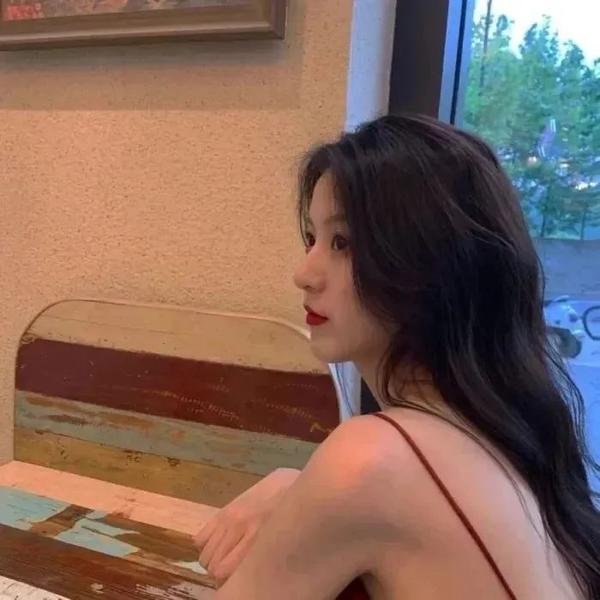 小镇疑云